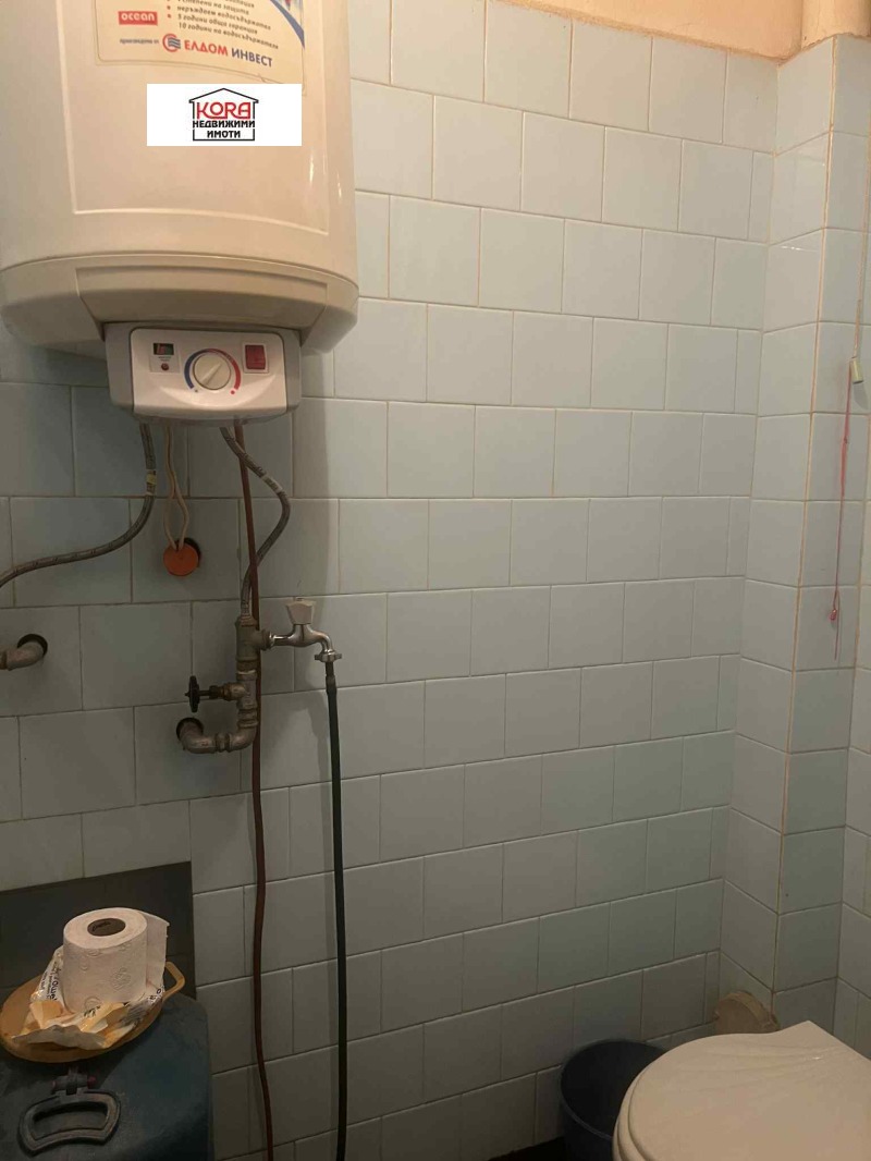 Продава  3-стаен град Плевен , Широк център , 101 кв.м | 39173741 - изображение [11]