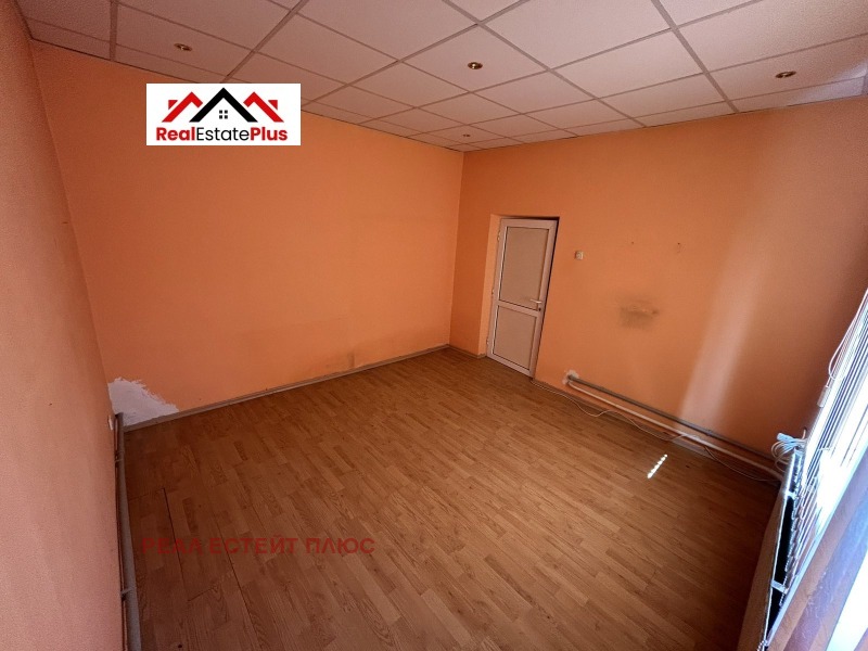 Продава КЪЩА, гр. Белене, област Плевен, снимка 8 - Къщи - 53072211