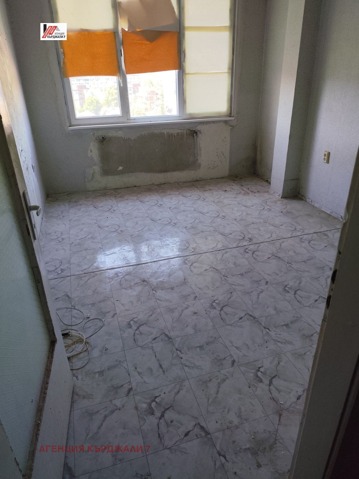 Продава 1-СТАЕН, гр. Кърджали, Студен кладенец, снимка 3 - Апартаменти - 53722377