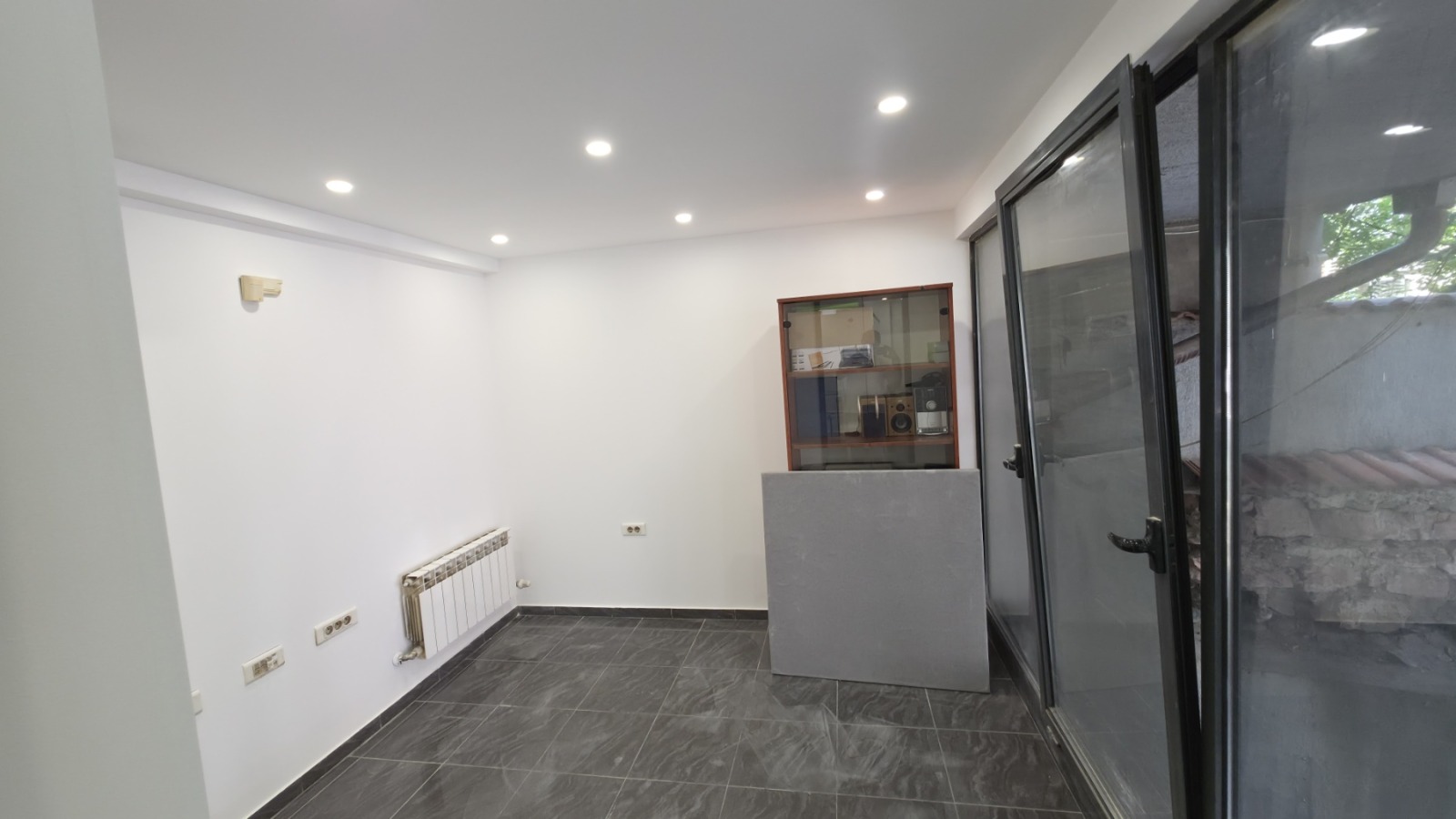 Продава ОФИС, гр. София, Оборище, снимка 16 - Офиси - 55678099