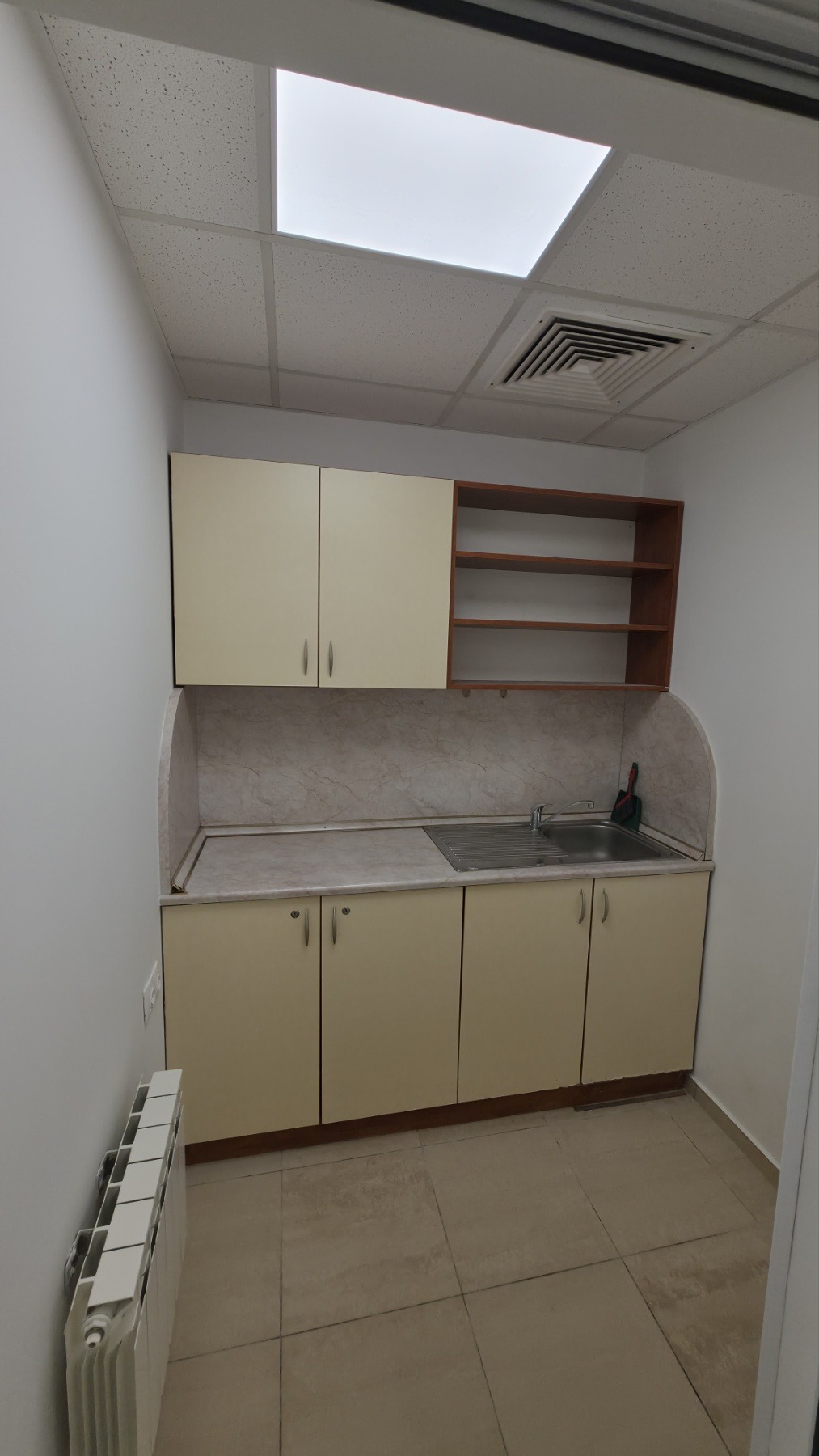 Продава ОФИС, гр. София, Оборище, снимка 13 - Офиси - 55678099