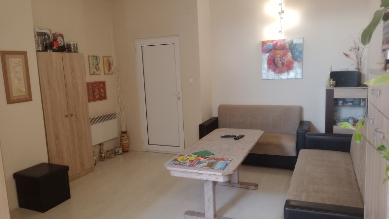 For Sale  2 bedroom Blagoevgrad , Idealen tsentar , 74 sq.m | 16708009 - image [2]