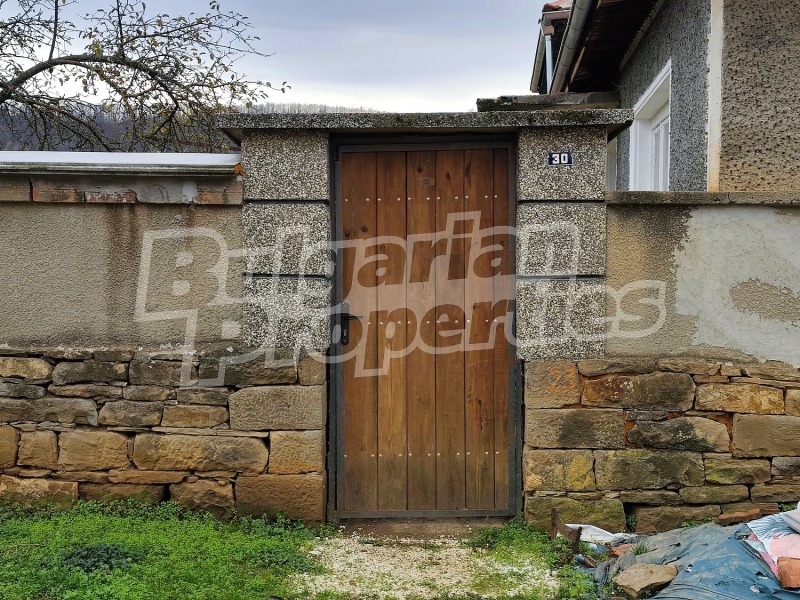 Продава КЪЩА, с. Ряховците, област Габрово, снимка 6 - Къщи - 52623501