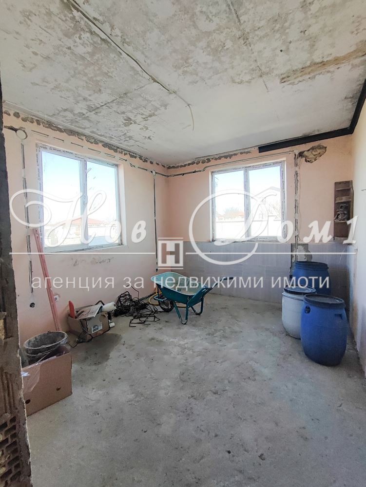 Продава КЪЩА, с. Изворско, област Варна, снимка 5 - Къщи - 53807926