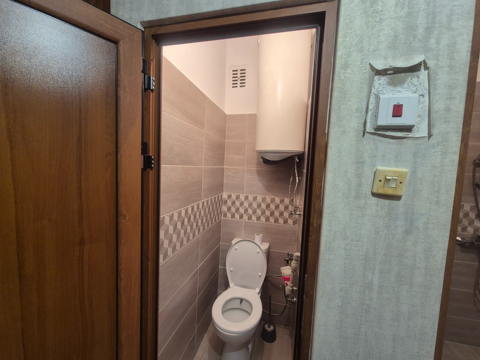 Продава 2-СТАЕН, гр. Велико Търново, Чолаковци, снимка 7 - Апартаменти - 55434148