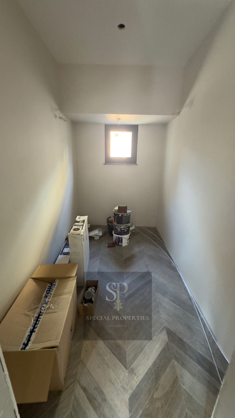 Продава ЕТАЖ ОТ КЪЩА, гр. Пловдив, Център, снимка 6 - Етаж от къща - 52650620