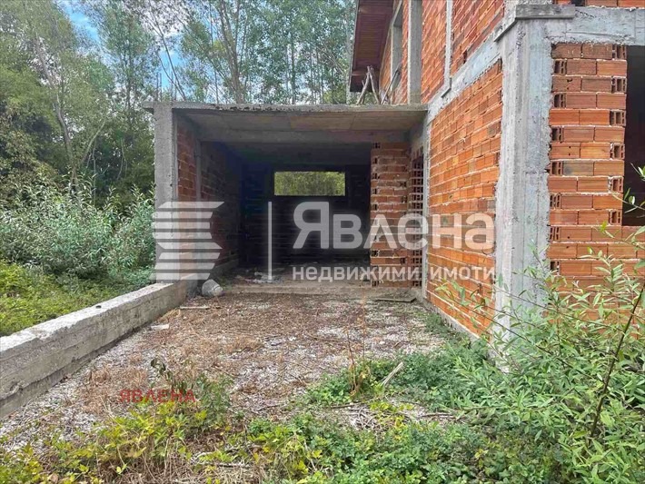 Продава КЪЩА, с. Гълъбовци, област София област, снимка 2 - Къщи - 53156835
