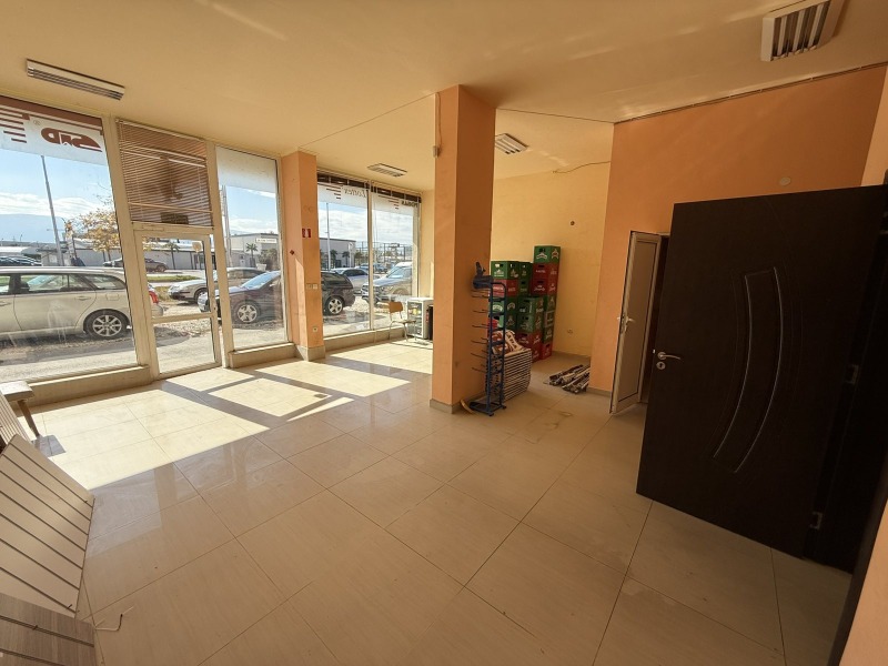 Продава МАГАЗИН, гр. Пловдив, Тракия, снимка 5 - Магазини - 52072471