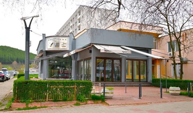 Продава МАГАЗИН, гр. Перник, Изток, снимка 2 - Магазини - 53099613