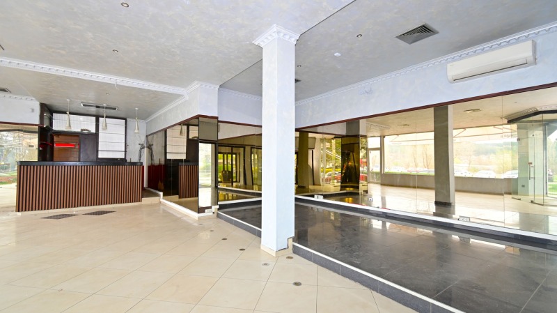 Продава МАГАЗИН, гр. Перник, Изток, снимка 6 - Магазини - 53099613