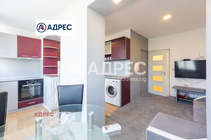 In vendita  2 camere da letto Varna , Chataldga , 80 mq | 64544259