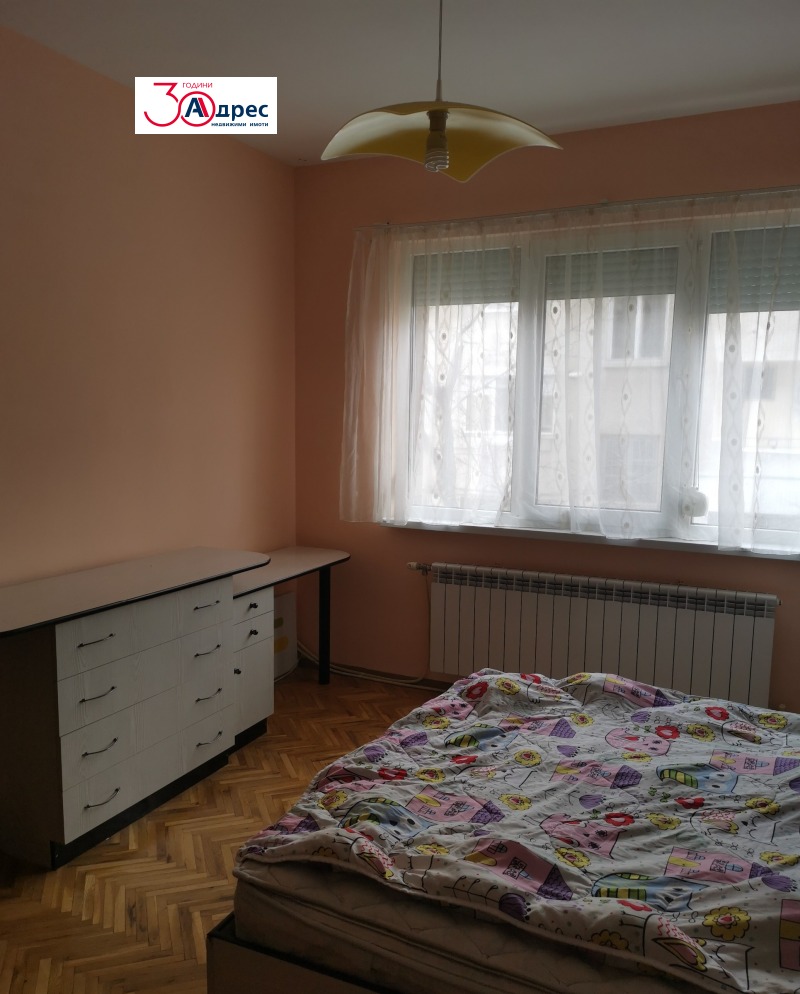 Продава 3-СТАЕН, гр. Добрич, Център, снимка 6 - Апартаменти - 53064100