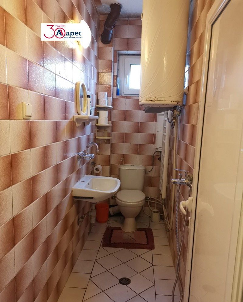 Продава 3-СТАЕН, гр. Добрич, Център, снимка 8 - Апартаменти - 53064100