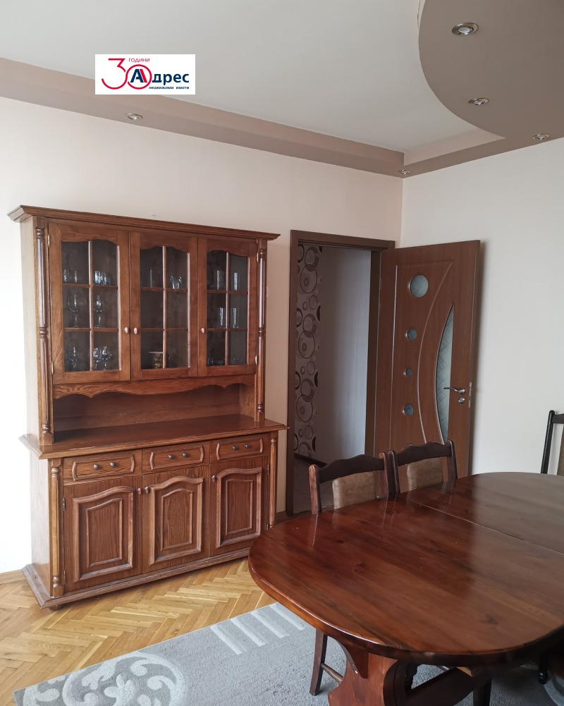 Продава 3-СТАЕН, гр. Добрич, Център, снимка 2 - Апартаменти - 53064100