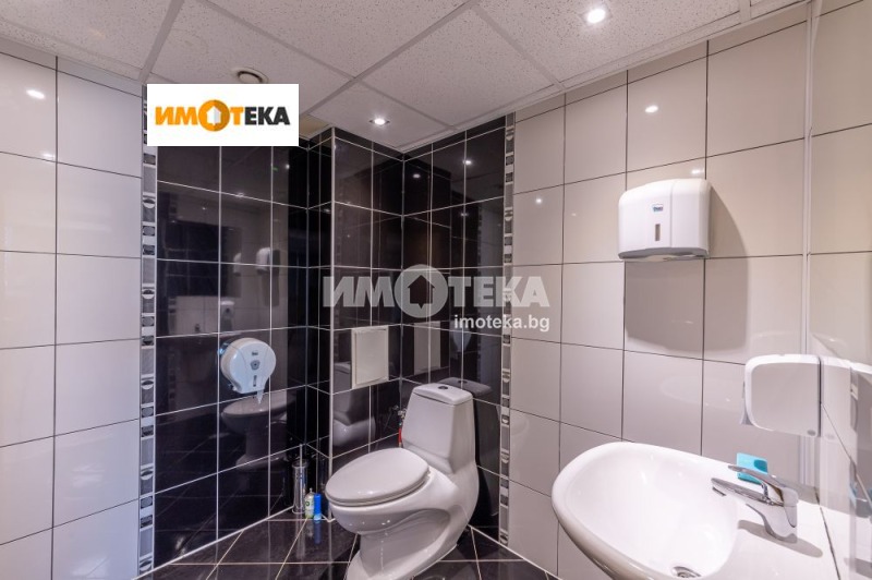 Продава  Офис град Варна , Цветен квартал , 208 кв.м | 21649439 - изображение [13]