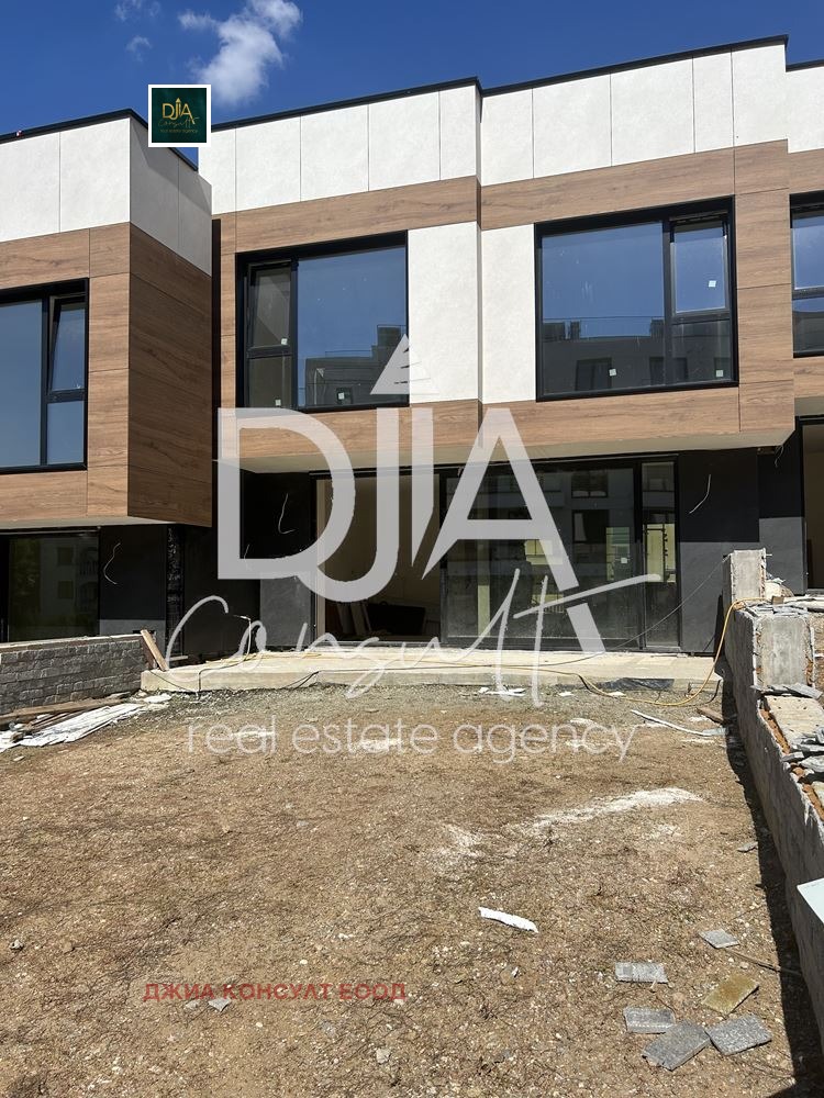 Продава КЪЩА, гр. София, Бояна, снимка 2 - Къщи - 53147821