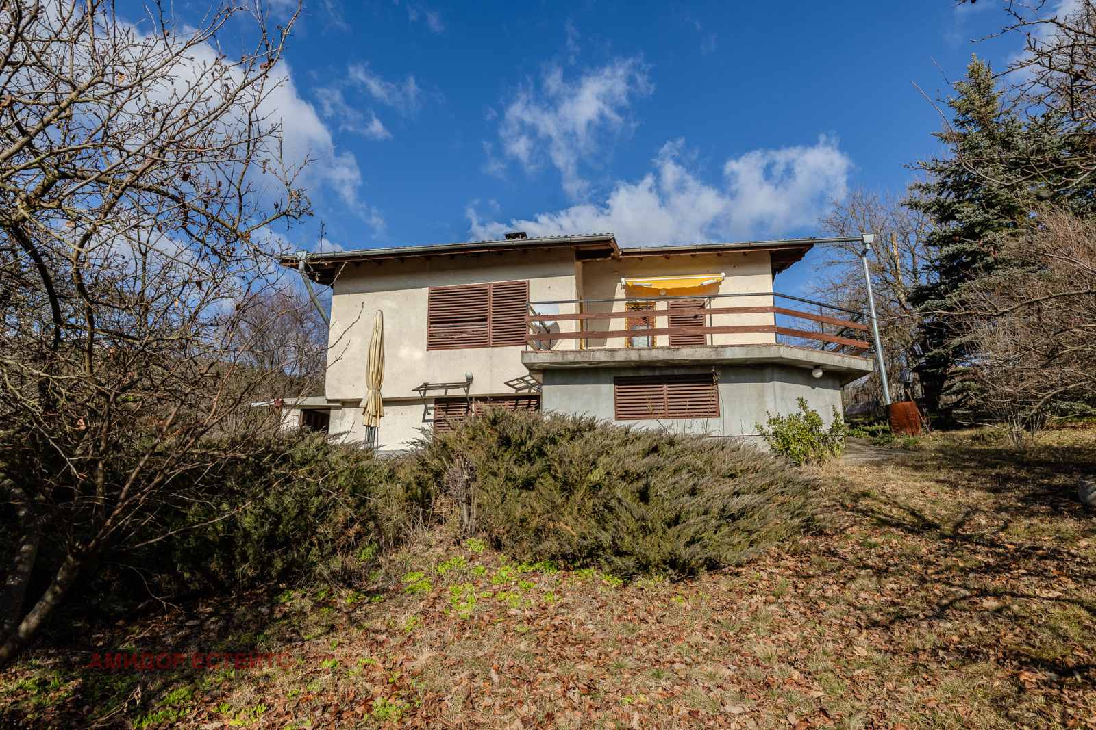 Продава КЪЩА, с. Шума, област София област