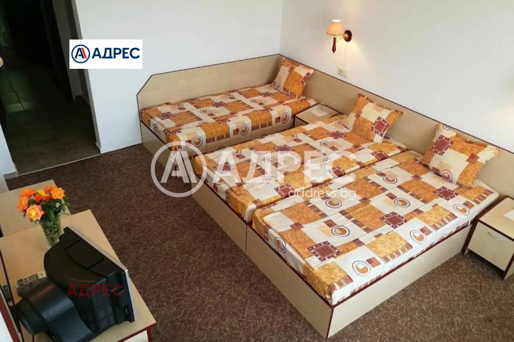 Продава ХОТЕЛ, с. Типченица, област Враца, снимка 14 - Хотели - 54643801