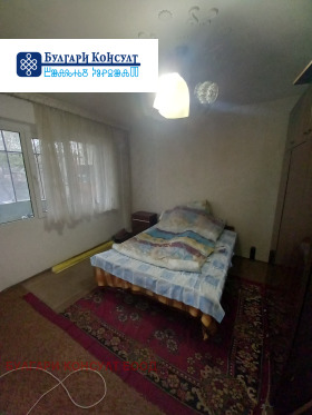 3 Schlafzimmer Zapad, Kjustendil 2