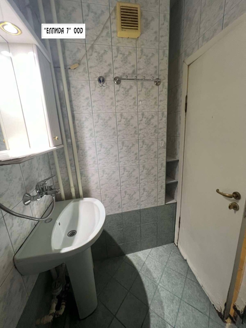 De vânzare  Studio Pleven , Idealen țentâr , 50 mp | 49292367 - imagine [10]