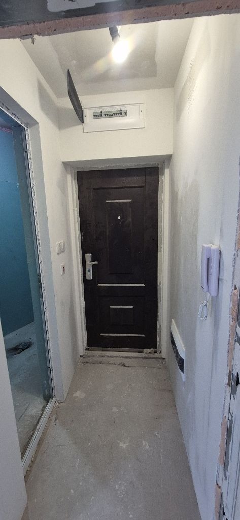 Продава 2-СТАЕН, гр. Велико Търново, Бузлуджа, снимка 2 - Апартаменти - 56246349