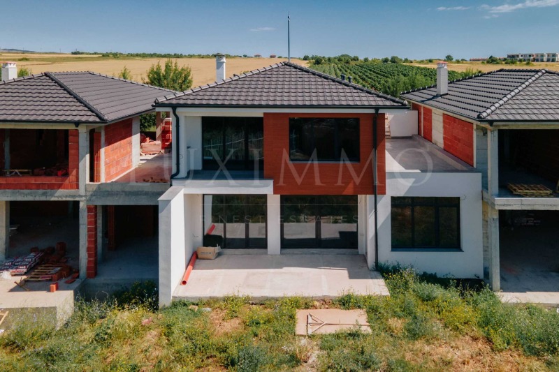 À vendre  Maison Bourgas , Sarafovo , 254 m² | 59683936 - image [8]