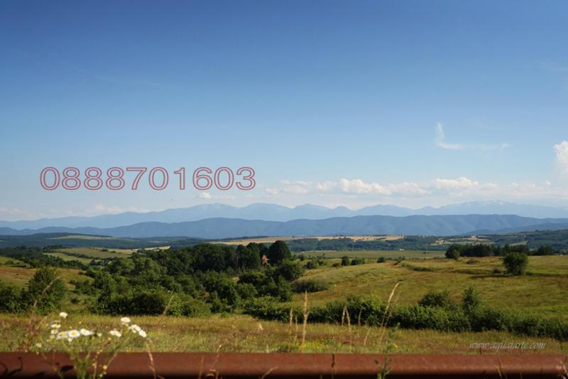 Продава ЗЕМЕДЕЛСКА ЗЕМЯ, с. Вакарел, област София област