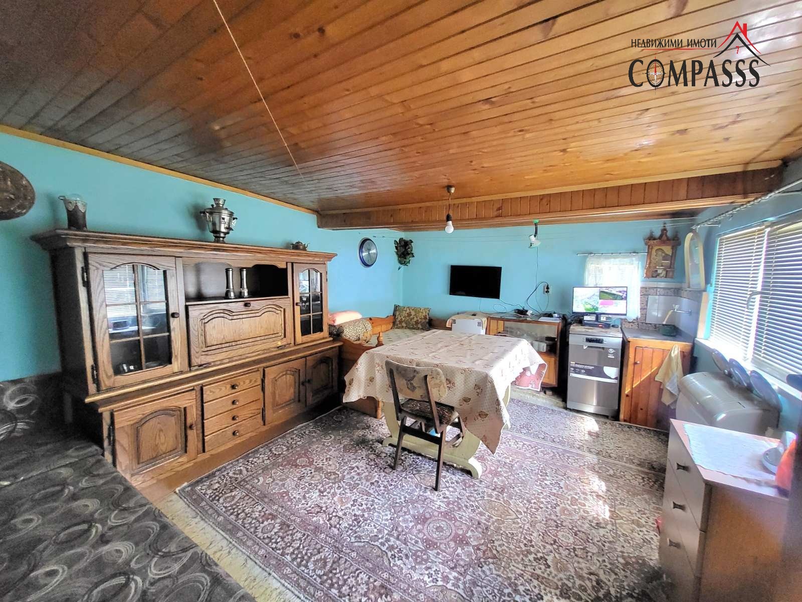 Продава КЪЩА, гр. Генерал Тошево, област Добрич, снимка 2 - Къщи - 54252490