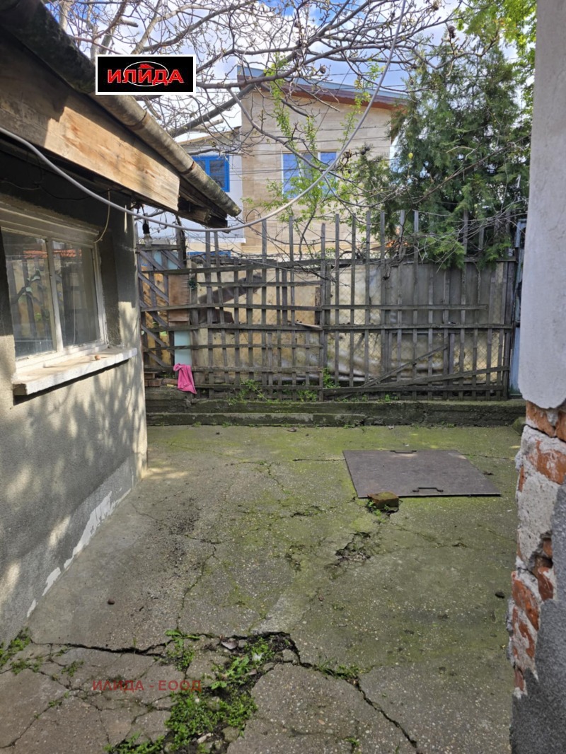 Продава КЪЩА в град Русе, Родина 4 - 100 кв.м / 56 999 € » 111 480.35 лв., ИЛИДА - ЕООД
