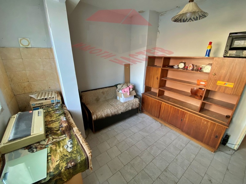 Продава 2-СТАЕН, гр. Шумен, Боян Българанов 1, снимка 6 - Апартаменти - 52801175