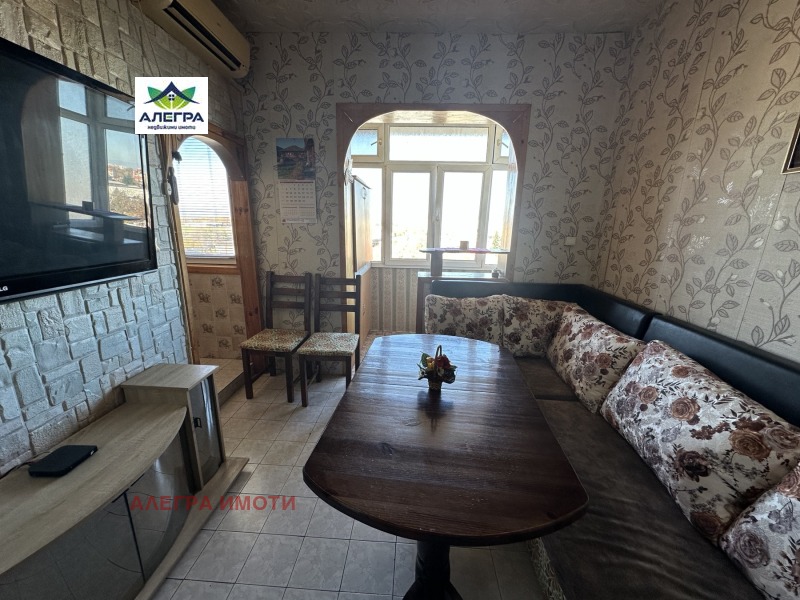 Продава 3-СТАЕН, гр. Пазарджик, Запад