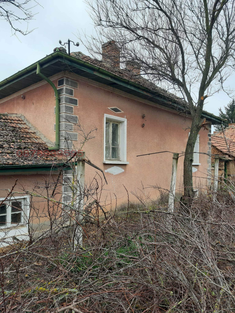 Продава КЪЩА, с. Тотлебен, област Плевен, снимка 11 - Къщи - 52785553
