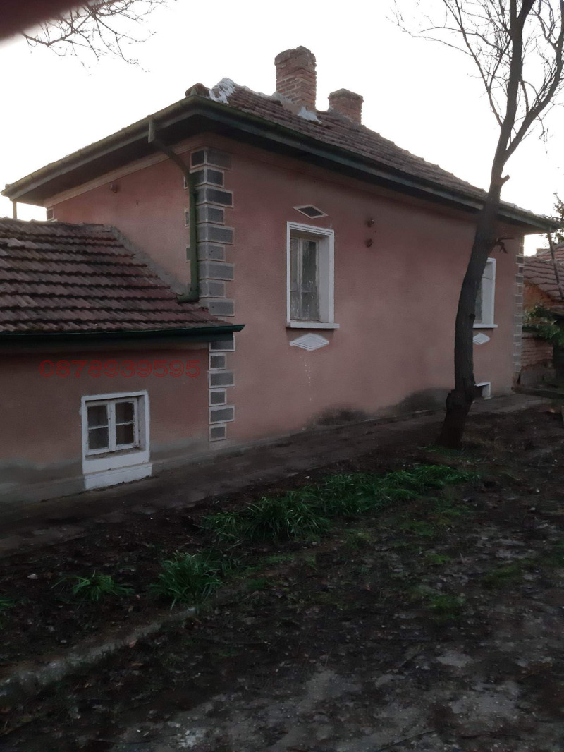 Продава КЪЩА, с. Тотлебен, област Плевен, снимка 4 - Къщи - 52785553