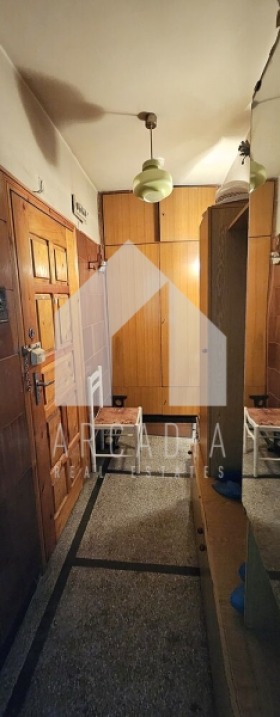 Продава 2-СТАЕН, гр. Пловдив, Център, снимка 9 - Апартаменти - 54879229