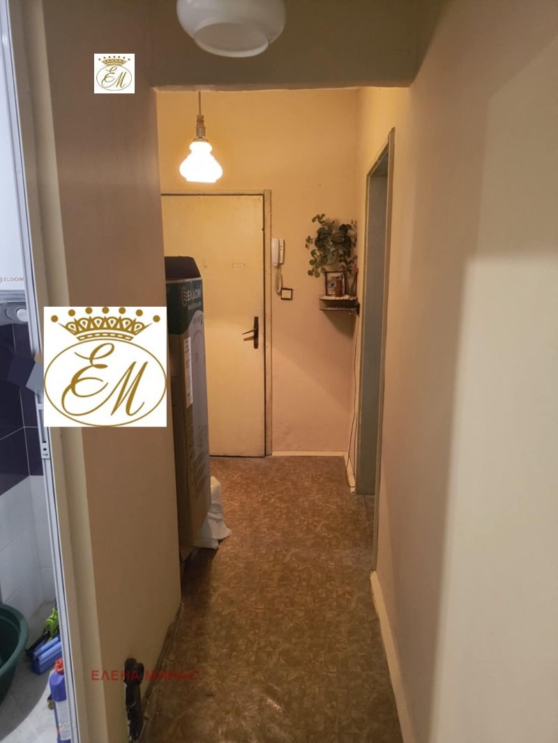 Продава 3-СТАЕН, гр. Шумен, 5-ти полк, снимка 7 - Апартаменти - 52733804