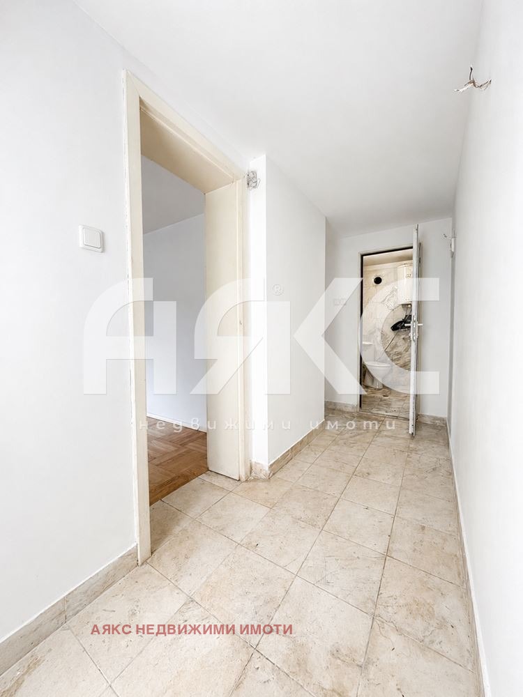 Продава ЕТАЖ ОТ КЪЩА, гр. София, гр. Банкя, снимка 8 - Етаж от къща - 55900427