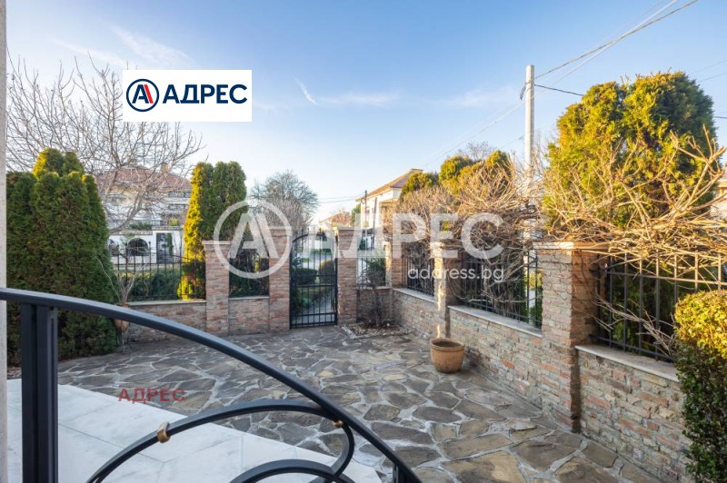 Продава КЪЩА, с. Приселци, област Варна, снимка 2 - Къщи - 53355847