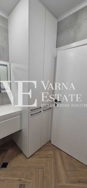 2 bedroom m-t Alen mak, Varna 11