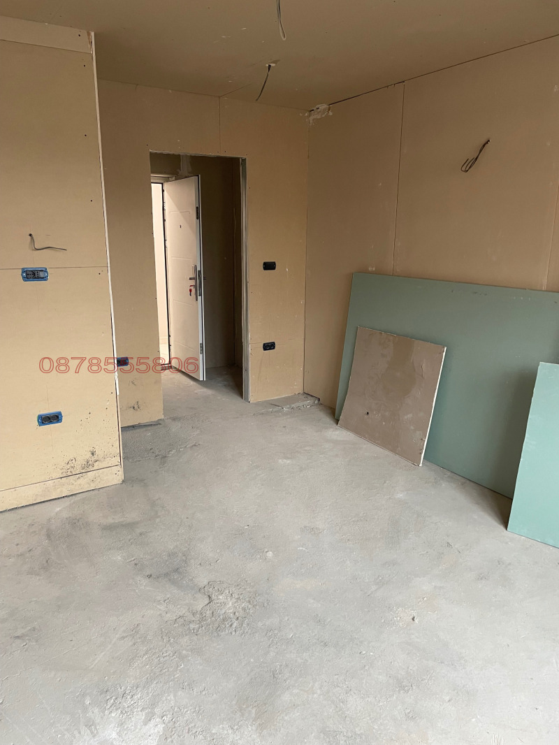 Продава 1-СТАЕН, гр. Перник, Мошино, снимка 2 - Апартаменти - 53070577