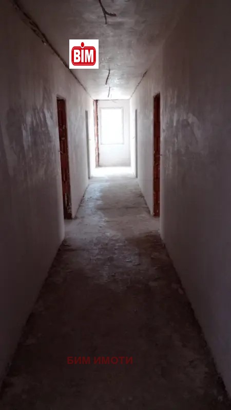 Продава 2-СТАЕН, гр. Пловдив, Остромила, снимка 4 - Апартаменти - 53206919