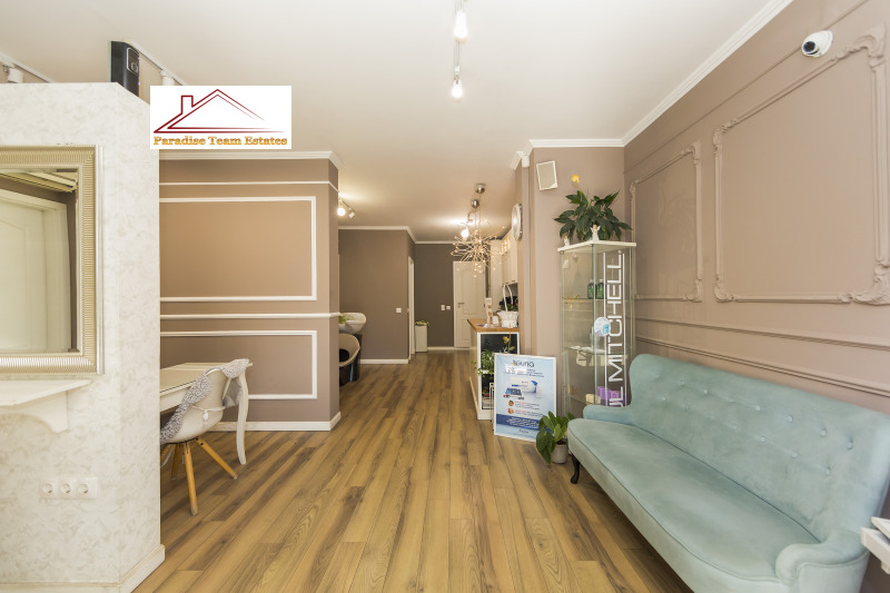 In vendita  Ufficio Sofia , Geo Milev , 93 mq | 30672302