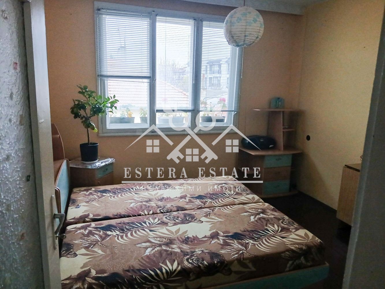 Продава 4-СТАЕН, гр. Шумен, Пазара, снимка 2 - Апартаменти - 52480591