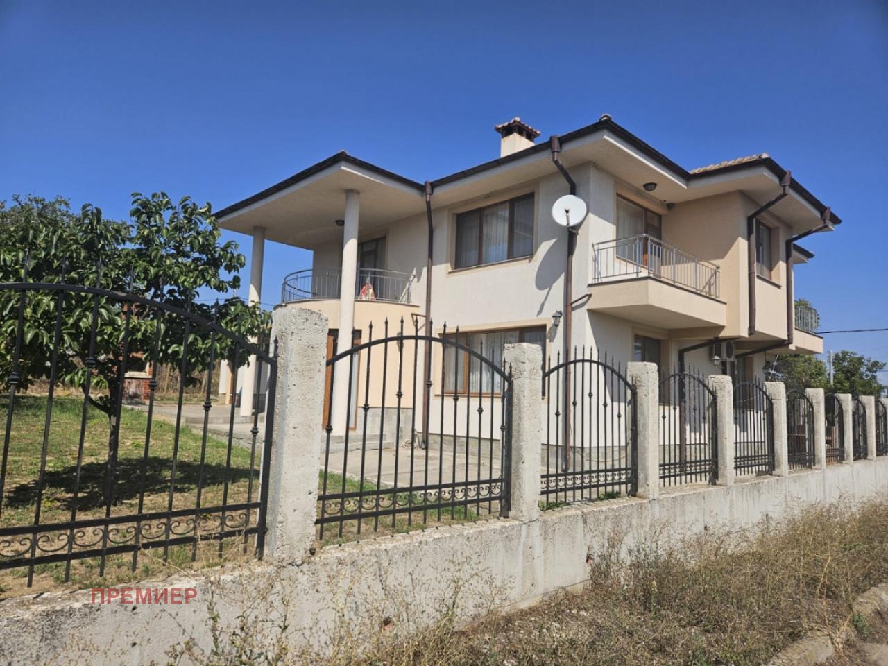 Продава КЪЩА, с. Баня, област Бургас, снимка 2 - Къщи - 51612395