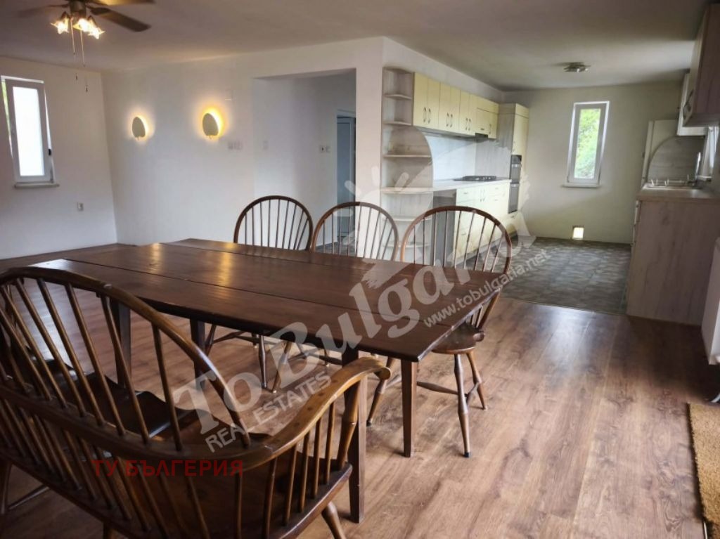 Продава КЪЩА, с. Хотница, област Велико Търново, снимка 3 - Къщи - 56172722