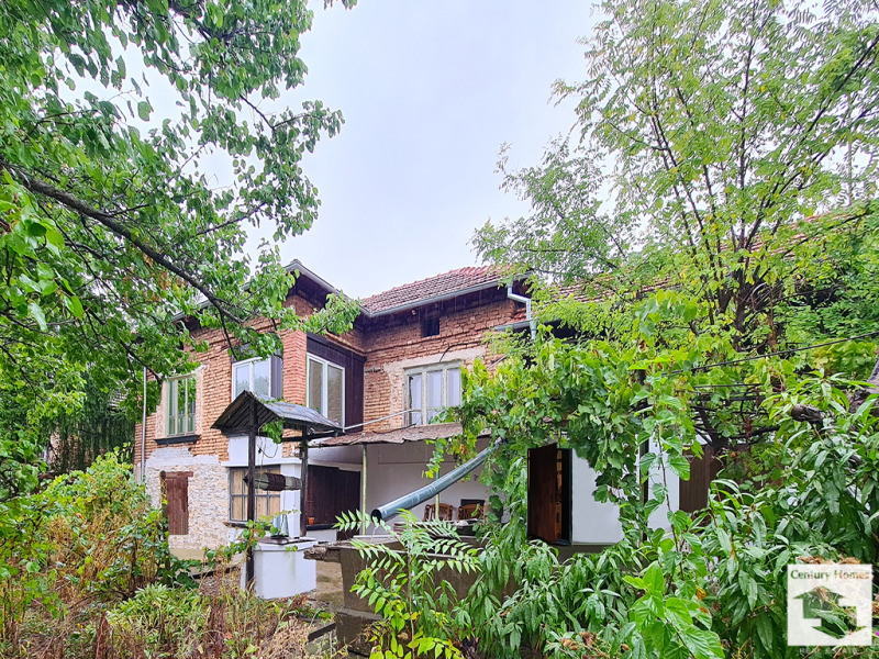 Продава КЪЩА в област Велико Търново, с. Долна Липница - 115 кв.м / 35 000 € » 68 454.05 лв., СЕНТЧЪРИ ХОУМС