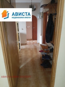 2 chambres Hadji Dimitar, Sofia 8