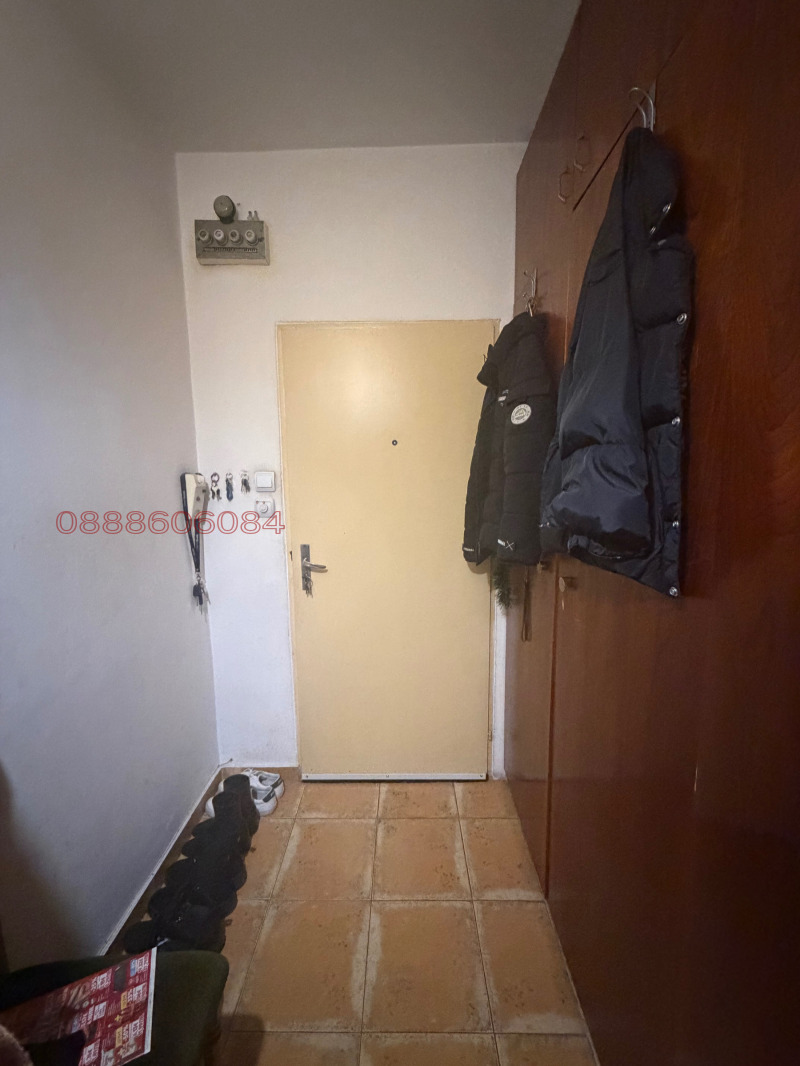 Продава 1-СТАЕН, гр. София, Люлин 6, снимка 2 - Апартаменти - 53328844