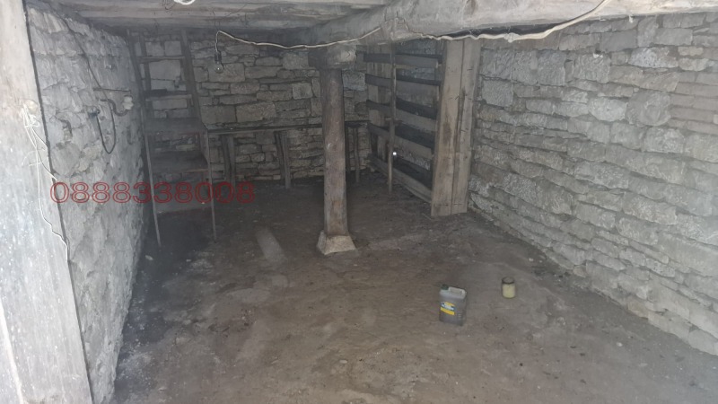 Продава КЪЩА, с. Богданци, област Разград, снимка 9 - Къщи - 52779613