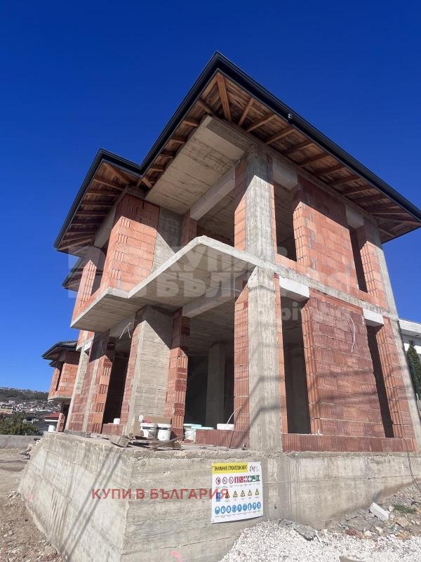 Продава  Къща, град Варна, м-т Долна Трака •  297 000 EUR • ID 11003445 — holmes.bg - [1] 