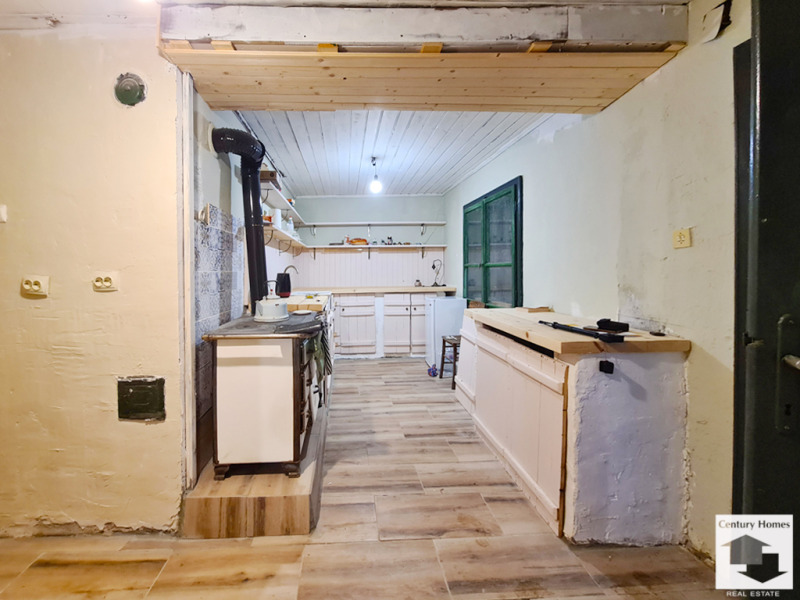 Продава КЪЩА, с. Долна Липница, област Велико Търново, снимка 2 - Къщи - 52006126